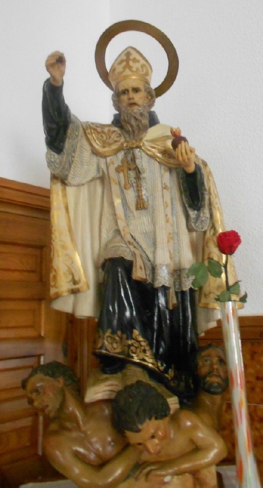 Sant'Agostino cardioforo abbatte gli eretici