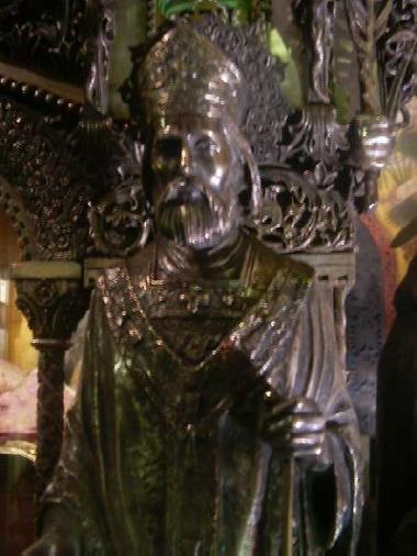 Agostino vescovo nella basilica di sant'Ambrogio a Milano