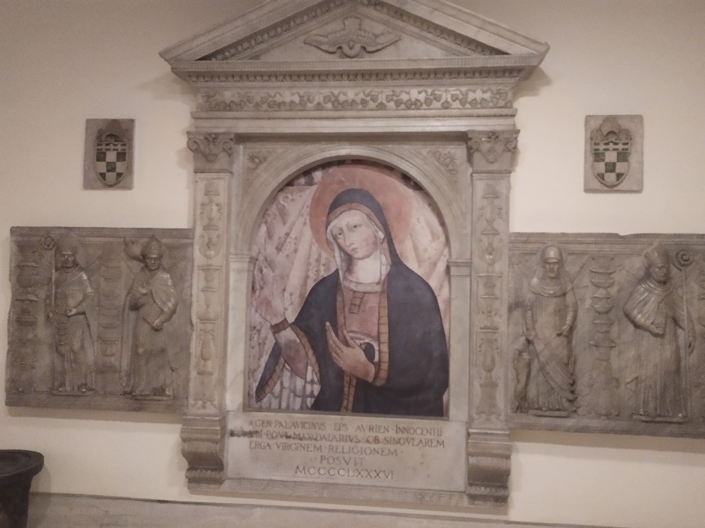 La lastra con la Vergine ei Dottori della Chiesa