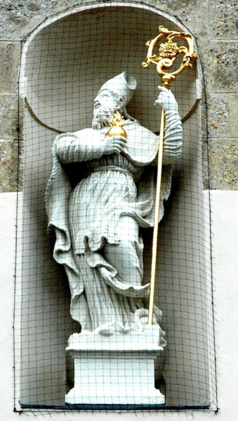 Sant'Agostino vescovo e cardioforo