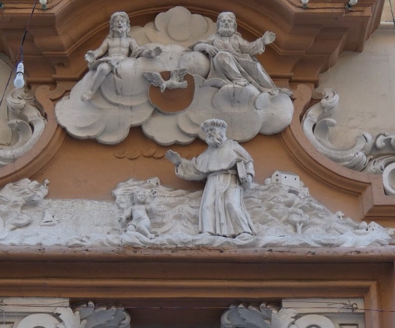 Agostino e il bambino sulla spiaggia