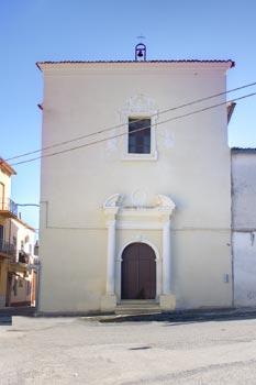 La facciata della chiesa