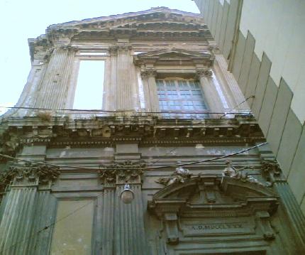 Facciata della chiesa di sant'Agostino alla Zecca a Napoli