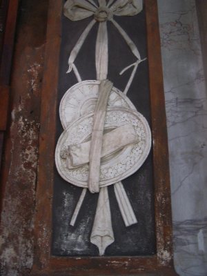 interessanti decorazioni a muro