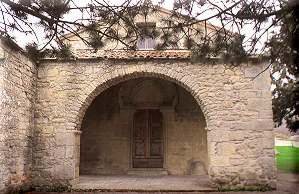 Il portale della chiesa agostiniana di Miratoio