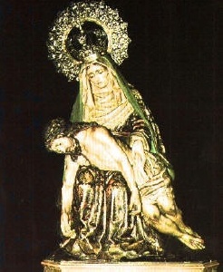 Statua baroccheggiante della Pietà