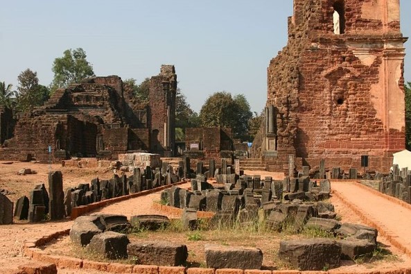 Resti del convento e della chiesa agostiniana di Goa