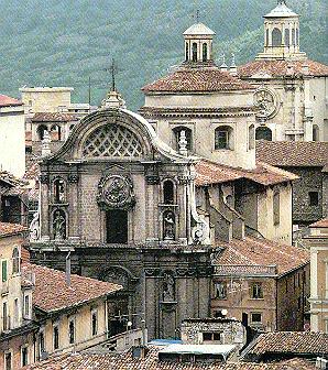 La chiesa e il complesso agostiniano