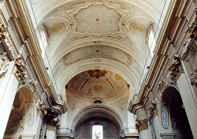 Interno della chiesa di S. Agostino a Chieti