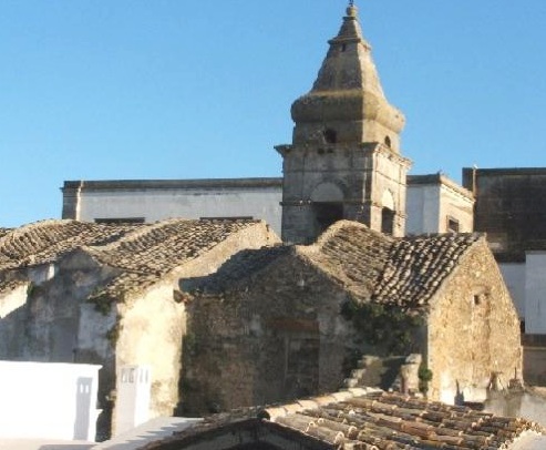 Chiesa e campanile della chiesa di sant'Agostino a Montescaglioso