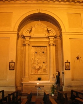 Altare laterale a cornu evangelii 