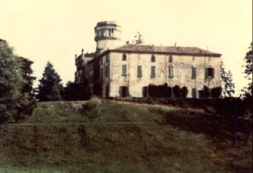 Il palazzo dal lato sud