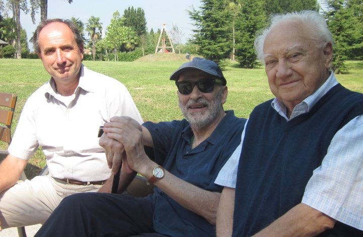 Padre Giancarlo Ceriotti a Cassago nel parco rus Cassiciacum a settembre del 2013