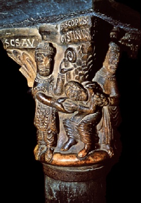 Agostino vescovo scultura del XII sec. in S. Orso ad Aosta