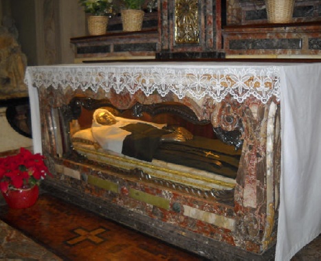 Chiesa Parrocchiale di Binasco: urna della Beata Veronica
