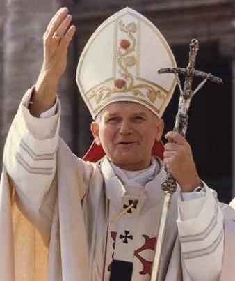 Giovanni Paolo II benedicente